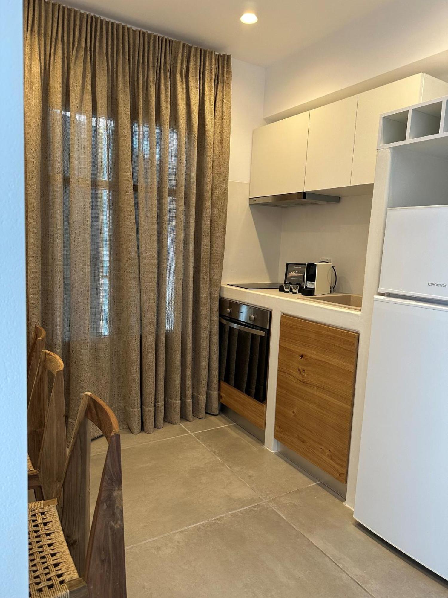 Aelia Apartament *